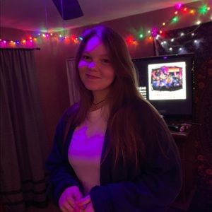 Meet your Posher, Avery